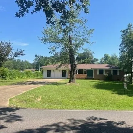 Image 2 - 402 W George E Allen Dr, Booneville, Mississippi, 38829 - House for sale