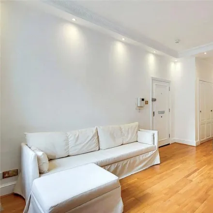 Rent this studio apartment on 10 Chesham Place in London, SW1X 8HN