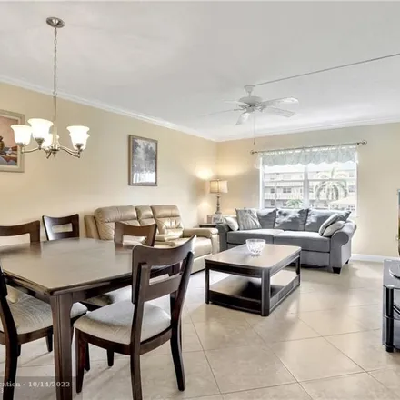 Buy this 1 bed condo on 9897 Southwest 18th Street in Palm Beach County, FL 33428