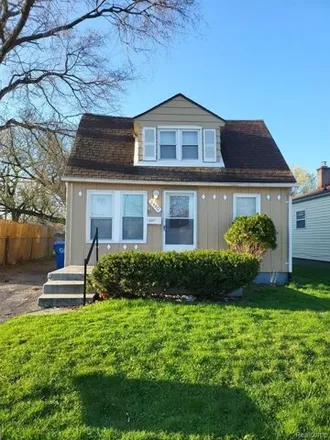 Buy this 3 bed house on 8468 Orchard Avenue in Warren, MI 48089