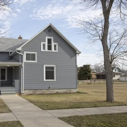 Buy this 5 bed house on 114 2nd Avenue Northwest in Garrison, McLean County