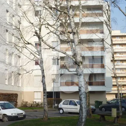 Image 4 - 5 Impasse des Groseilliers, 45800 Saint-Jean-de-Braye, France - Apartment for rent