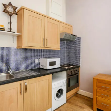 Image 2 - 6 Collingham Place, London, SW5 0TF, United Kingdom - Apartment for rent