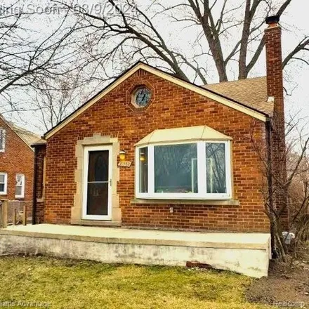 Buy this 3 bed house on 21606 Edgewood Street in Saint Clair Shores, MI 48080