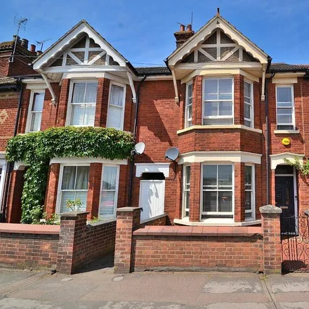 Rent this 3 bed townhouse on 139 Vandyke Road in Leighton Buzzard, LU7 3HQ