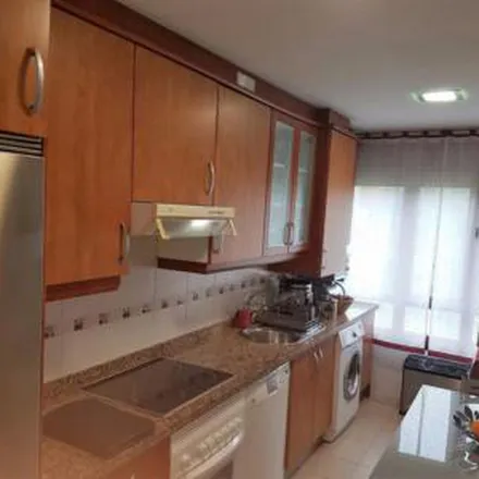 Image 4 - unnamed road, 33011 Oviedo, Spain - Apartment for rent