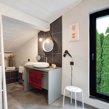 Rent this 2 bed apartment on Sankt Nikolaus in Garamattiweg, 34414 Warburg