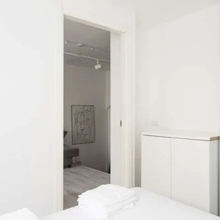 Image 7 - Via Benedetto Marcello, 20124 Milan MI, Italy - Apartment for rent