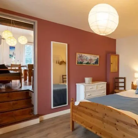Rent this 4 bed house on 30200 Bagnols-sur-Cèze
