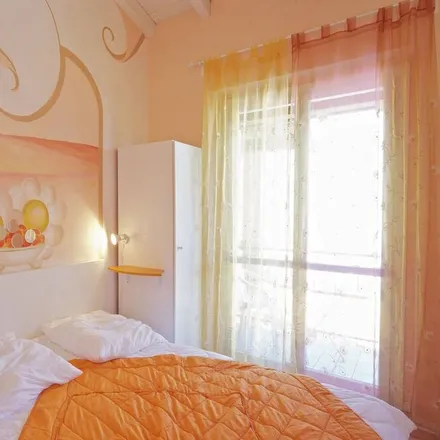 Image 4 - Maccagno con Pino e Veddasca, Varese, Italy - Apartment for rent