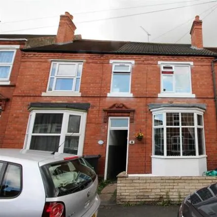 Buy this 2 bed townhouse on Park Road in Dixons Green, DY2 9BZ