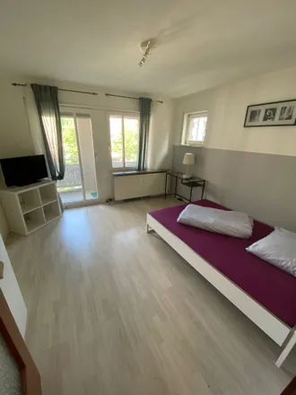 Image 4 - Reiseland, Neisser Straße 12, 76139 Karlsruhe, Germany - Apartment for rent