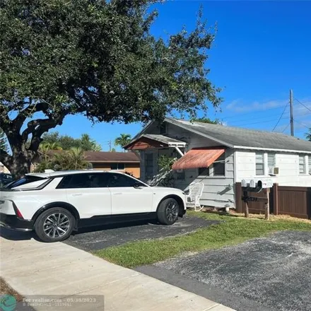Buy this 3 bed house on 2319 Wilson Street in Hollywood, FL 33020