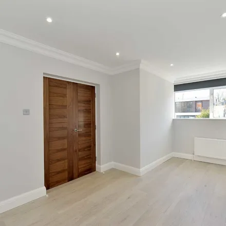 Image 7 - 5 Harley Road, London, NW3 3BX, United Kingdom - Townhouse for rent