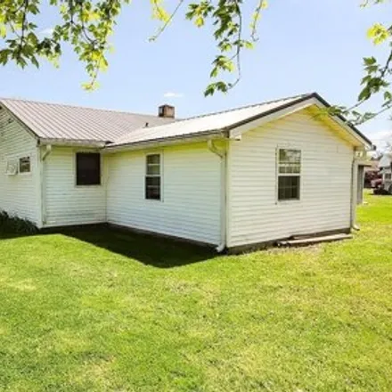 Image 6 - 202 North Jackson Street, Crothersville, Jackson County, IN 47229, USA - House for sale