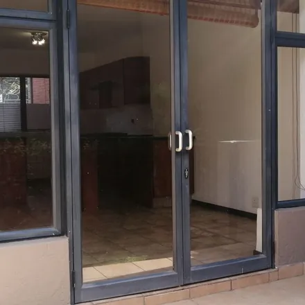 Image 5 - Acacia Road, Cresta, Johannesburg, 2001, South Africa - Townhouse for rent