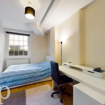 Rent this 2 bed apartment on Knollys House in Compton Place, London