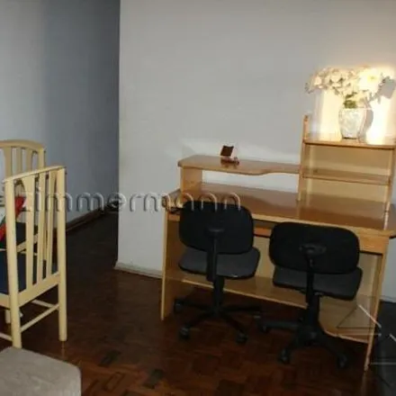 Buy this 1 bed apartment on Avenida Lins de Vasconcelos 794 in Cambuci, São Paulo - SP