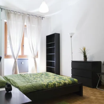 Image 2 - Soleluna Cafè, Via Cola Montano 40, 20159 Milan MI, Italy - Room for rent