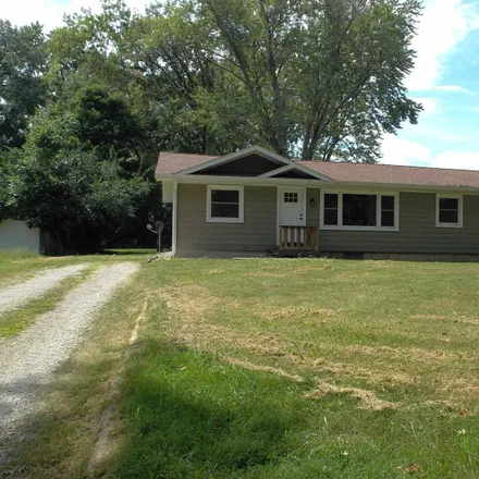 Buy this 3 bed house on 1207 North Franklin Street in Salem, IL 62881