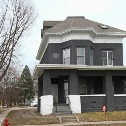 Buy this 11 bed house on 202 South 27th Street in Lincoln, NE 68510