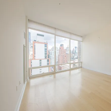 Image 9 - 300 East 23rd Street, New York, NY 10010, USA - Apartment for sale