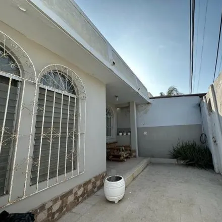 Buy this 3 bed house on Las Vegas in 240207, Salinas