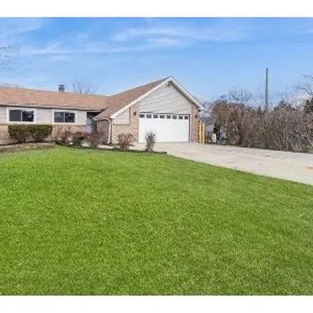 Buy this 3 bed house on 1695 Webster Lane in Des Plaines, IL 60018