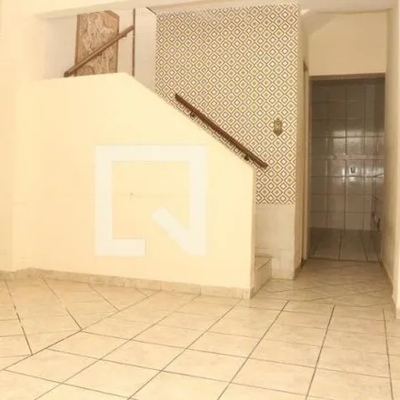 Rent this 2 bed house on Rua Doutor Armando Sales de Oliveira in Boa Vista, São Vicente - SP