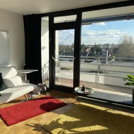Rent this 6 bed apartment on Erwin-Rommel-Straße 4 in 40470 Dusseldorf, Germany