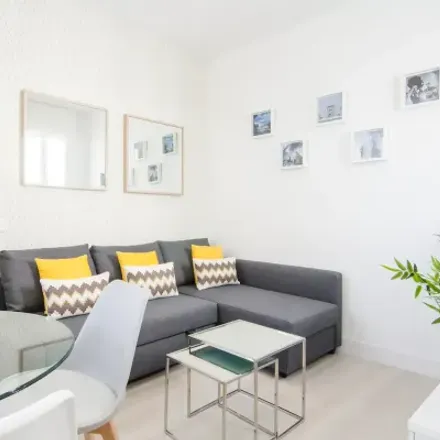Rent this 3 bed apartment on Madrid in Calle de José Ortega y Gasset, 48