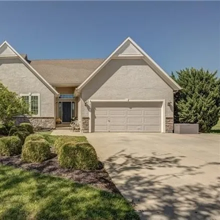 Buy this 2 bed house on 1261 Cottonwood Court in Paola, KS 66071