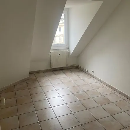 Image 4 - 4 Rue du Moulin à Vent, 68100 Mulhouse, France - Apartment for rent