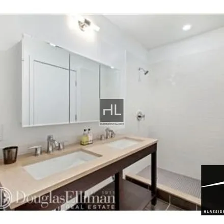 Rent this 2 bed apartment on 8 Bridge Street in New York, NY 11201