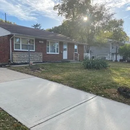 Buy this 3 bed house on 1413 Osage Street in Leavenworth, KS 66048