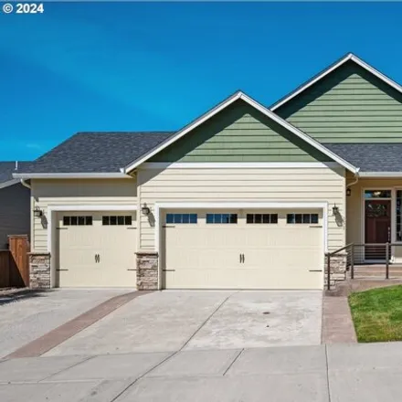 Buy this 3 bed house on 151 North 40th Avenue in Ridgefield, WA 98642