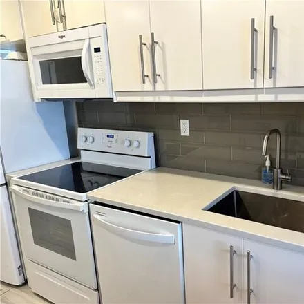 Rent this 1 bed house on 444 East 144th Street in New York, NY 10454