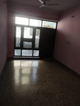Image 1 - GD Goenka Public School, Gurgaon Rewari Narnaul Singhana Road, Sector 10, Gurugram - 122001, Haryana, India - House for rent