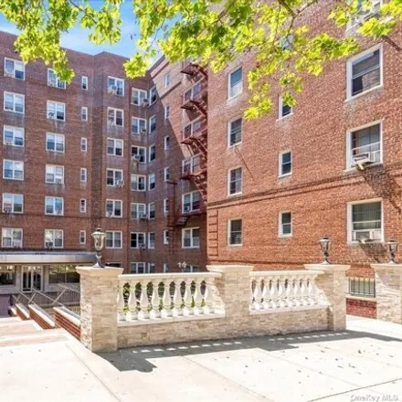 Buy this studio condo on 63-60 102nd Street in New York, NY 11374