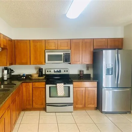 Image 4 - Newport Place, Kenner, LA 70065, USA - Condo for sale