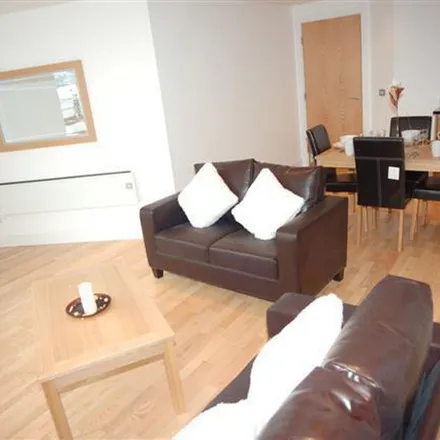 Image 4 - Clarence House, The Anchorage, Leeds, LS10 1QG, United Kingdom - Apartment for rent