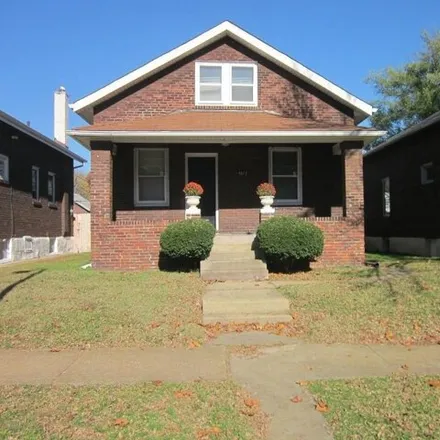 Buy this 3 bed house on 4881 Bessie Avenue in St. Louis, MO 63115