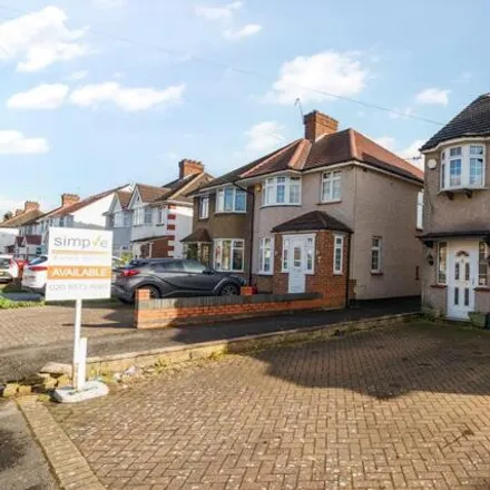 Buy this 4 bed duplex on Colbrook Avenue in London, UB3 1TG