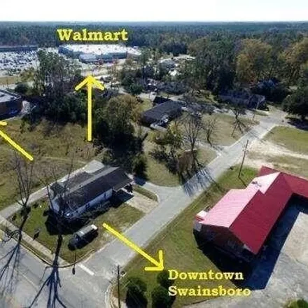Buy this 3 bed house on 324 S Main St in Swainsboro, Georgia