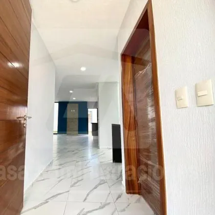 Buy this 4 bed house on Avenida Río Blanco 1900 in Los Almendros, 45158 Zapopan