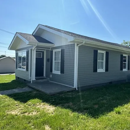 Buy this 3 bed house on 127 West 15th Street in Corbin, KY 40701