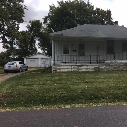 Buy this 3 bed house on 108 Douglas Avenue in Petersburg, O'Fallon