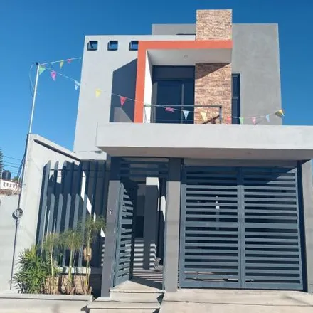 Buy this studio house on Calle de las Rosas in Fraccionamiento Limoneros, 62330 Cuernavaca