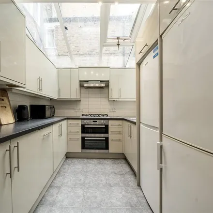 Image 2 - 50 Westville Road, London, W12 9BD, United Kingdom - Townhouse for rent