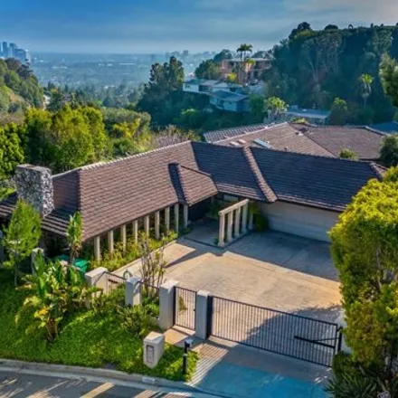 Image 2 - 1465 Carla Ridge, Beverly Hills, CA 90210, USA - House for rent